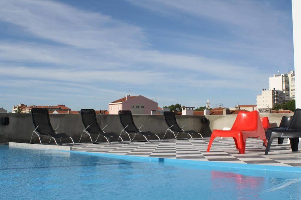 N1 Hostel Apartments And Suites Santarem Exterior photo