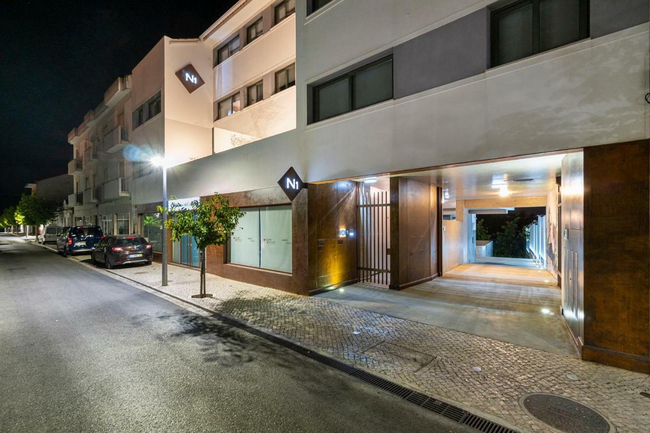 N1 Hostel Apartments And Suites Santarem Exterior photo